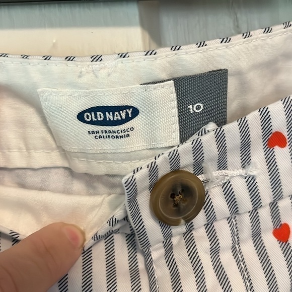 Old Navy women’s shorts size 10 - Picture 2 of 5